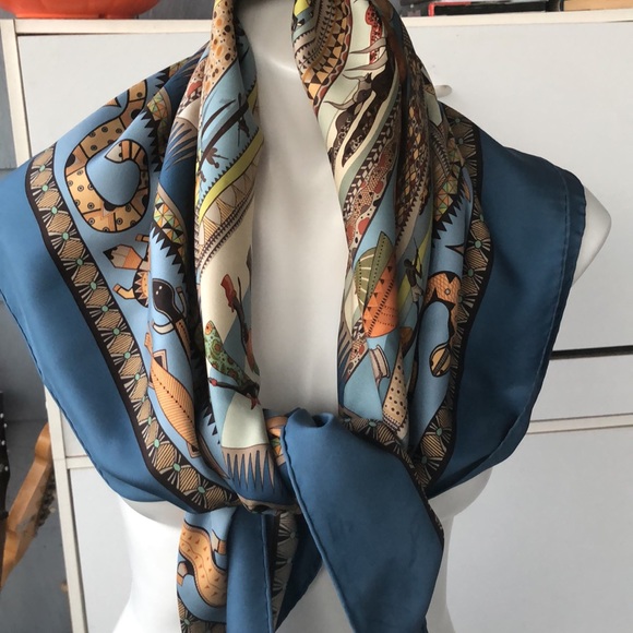 Hermes scarf - Picture 3 of 17
